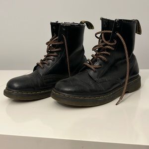 Black Lace Up Boots | Dr. Martens